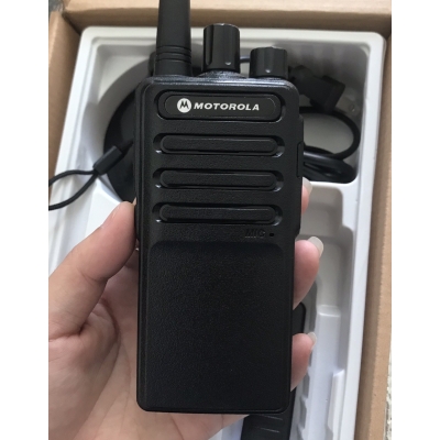 Máy bộ đàm cầm tay Motorola CP 9800